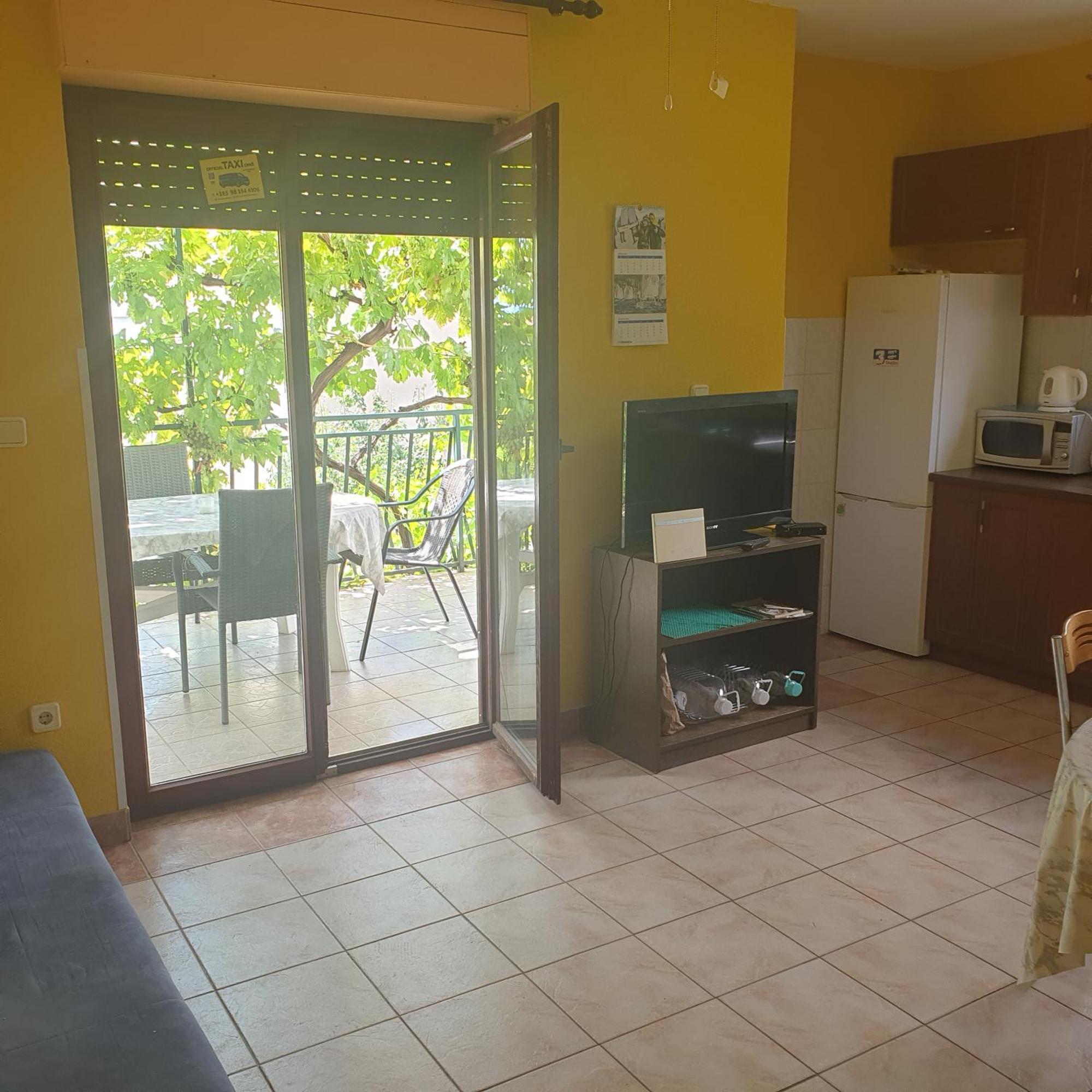 Rajcic Apartman Sobe Омиш Экстерьер фото